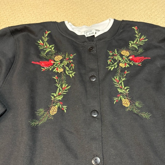 Vintage Christmas Cardinal Embroidered Black Snap-Up Sweatshirt - Picture 3 of 4
